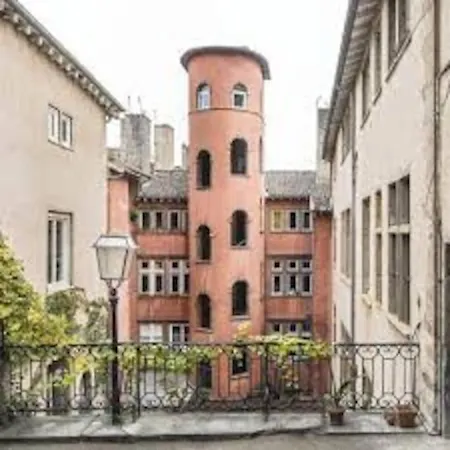 Pepite Rare 8 Personnes Au Coeur Battant Du Vieux Apartment